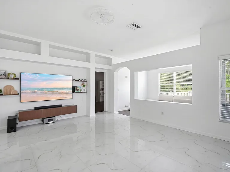 9821 Jasmine Brook Cir — Photo 13