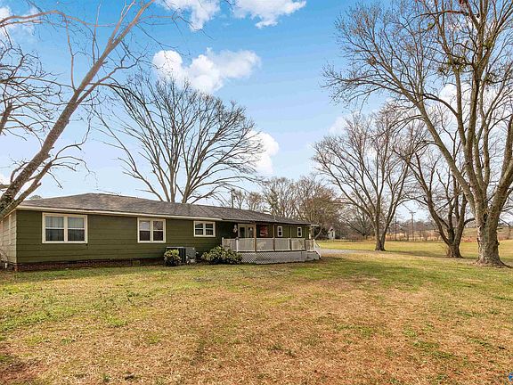 5th image of 935 Blessing Rd