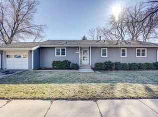 1109 Fairchild St, Sun Prairie, WI 53590