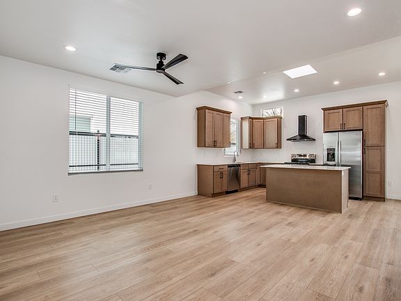 3rd image of 6689 E Calle Alegria #A