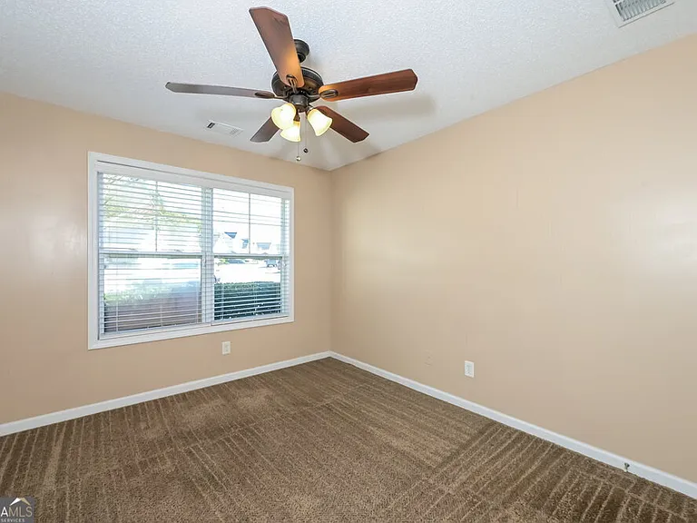 3733 Plymouth Rock Dr — Photo 13