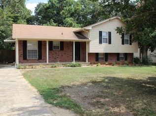 1600 Garland Dr, Jonesboro, AR 72401