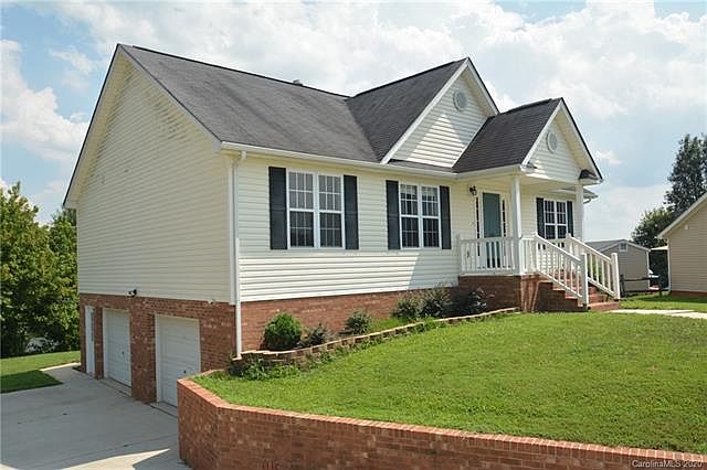 1st image of 108 Arden Ct