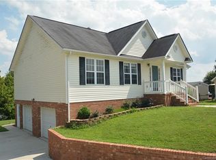 108 Arden Ct, Mount Holly, NC 28120