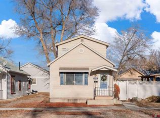 339 S 4th St, Montrose, CO 81401
