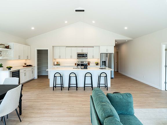 5th image of 20765 Silver Maple Ct #20733