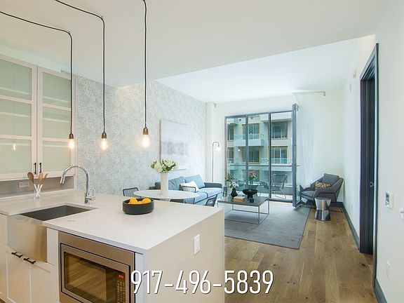 5th image of 10 Montieth St #347C
