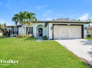 1217 SW 35th Ter, Cape Coral, FL 33914