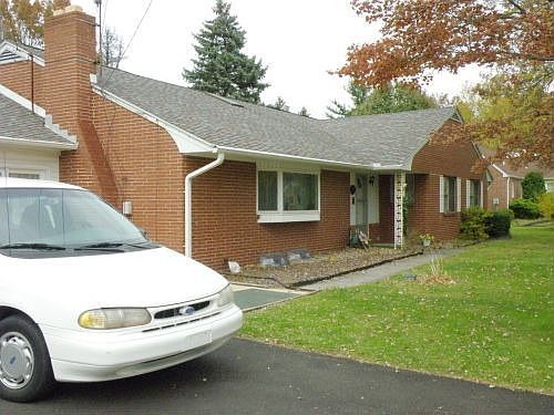 front view, covered front porch