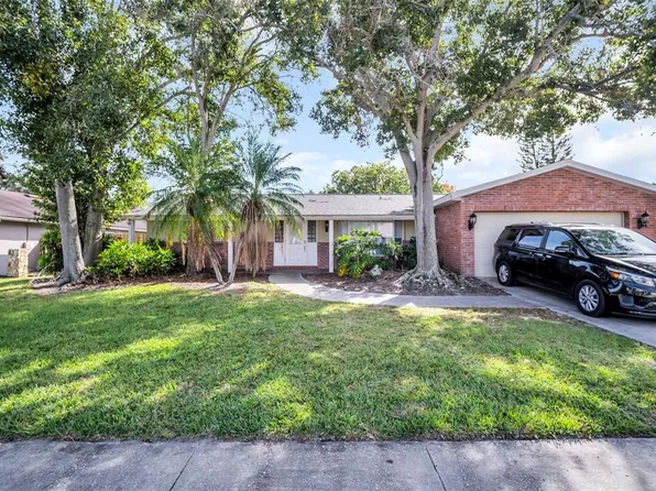 59 Harbor Woods Cir, Safety Harbor, FL 34695