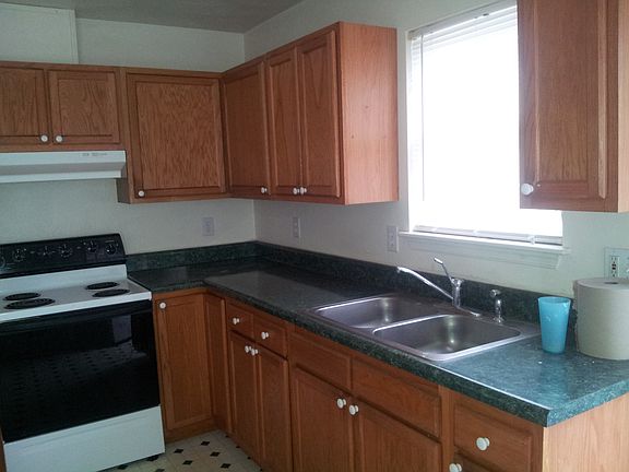 5th image of 4003 Vermont Ave NW
