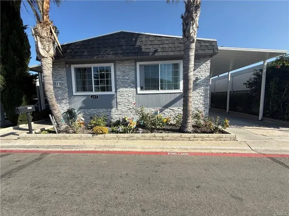 227 Palos Verdes Dr, Santa Ana, CA 92704