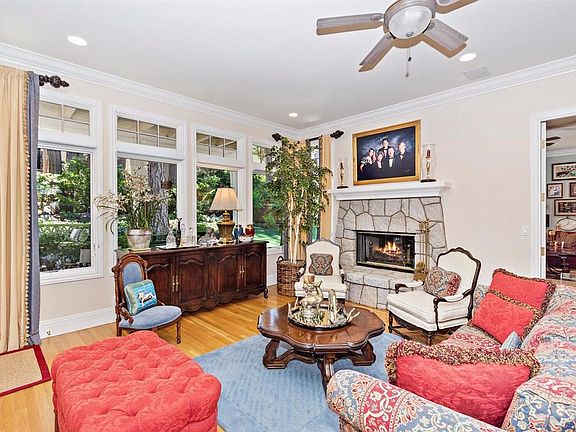 3rd image of 28011 Peninsula Dr