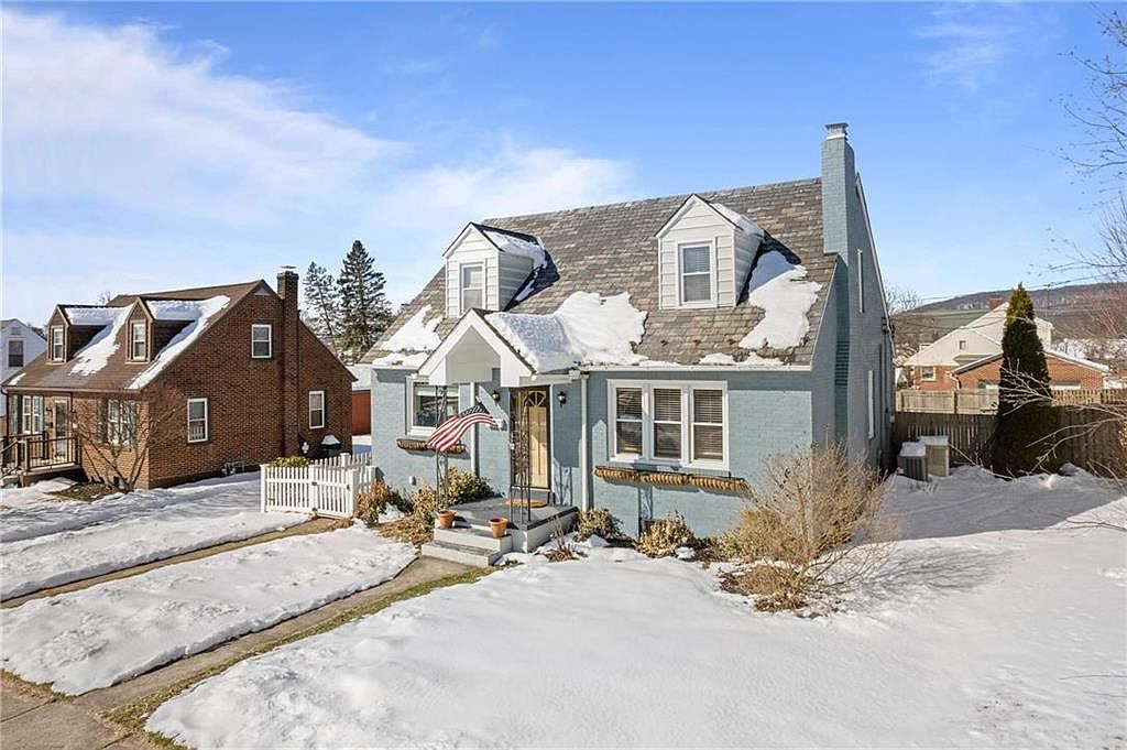1340 3rd Ave, Hellertown, PA 18055 Zillow