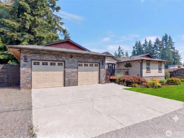 18804 64th Avenue NE, Kenmore, WA 98028