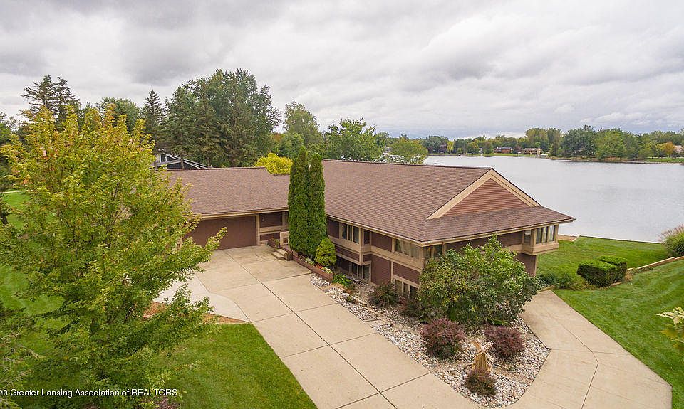 1st image of 9103 W Scenic Lake Dr