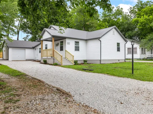 211 Lincoln Ave, Harrison, AR 72601