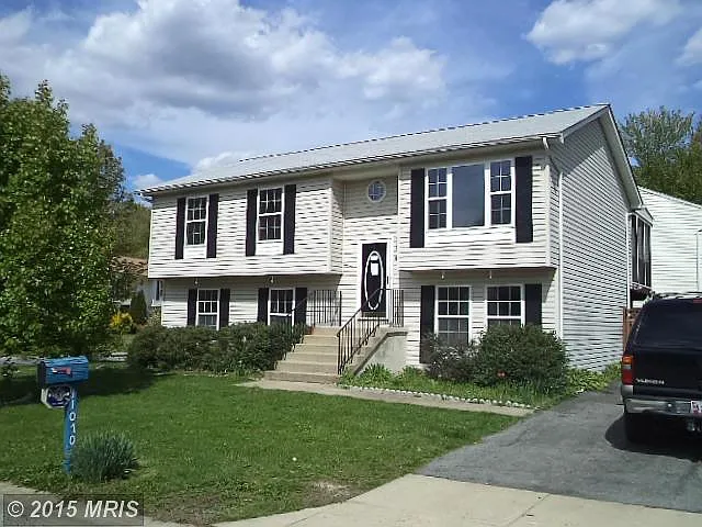 11070 Lake Shore Ct photo 1