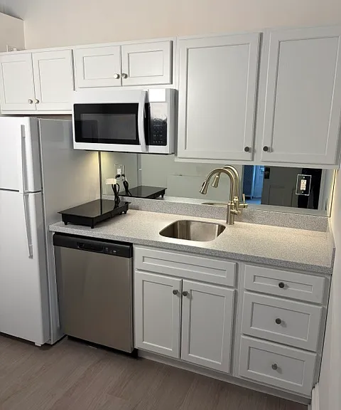 37841 Euclid Ave #1W — Photo 2