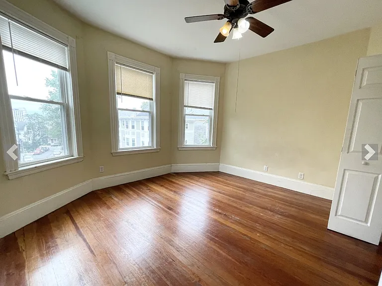 112 Hillside St #2X — Photo 8