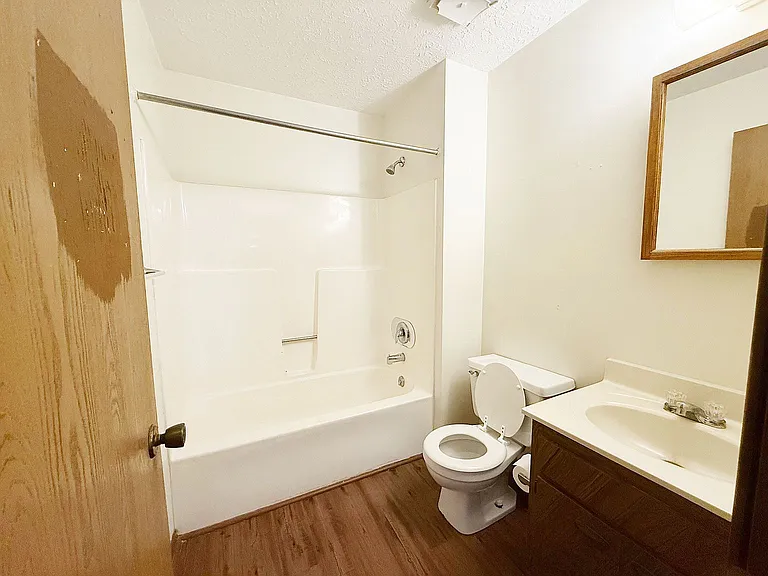 922 Pepper Tree Ln #A — Photo 14