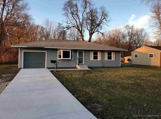 4298 Smith Rd, Lambertville, MI 48144