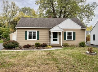 309 Brandon Rd, Irondequoit, NY 14622
