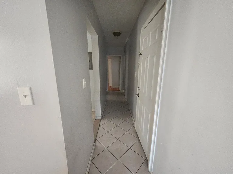 66 Glenwood Ave #11E — Photo 2