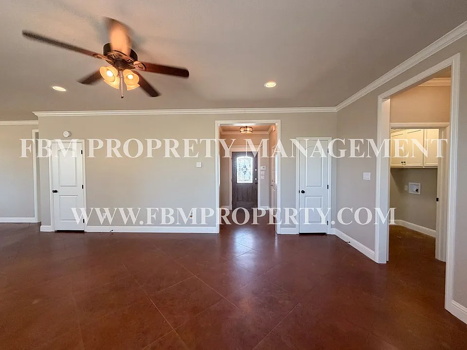 412 Centenial Ave