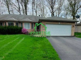 1997 Texas St, Chesterton, IN 46304