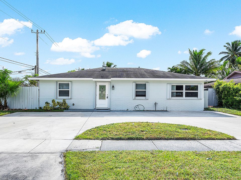 1st image of 8100 SW 7th Court