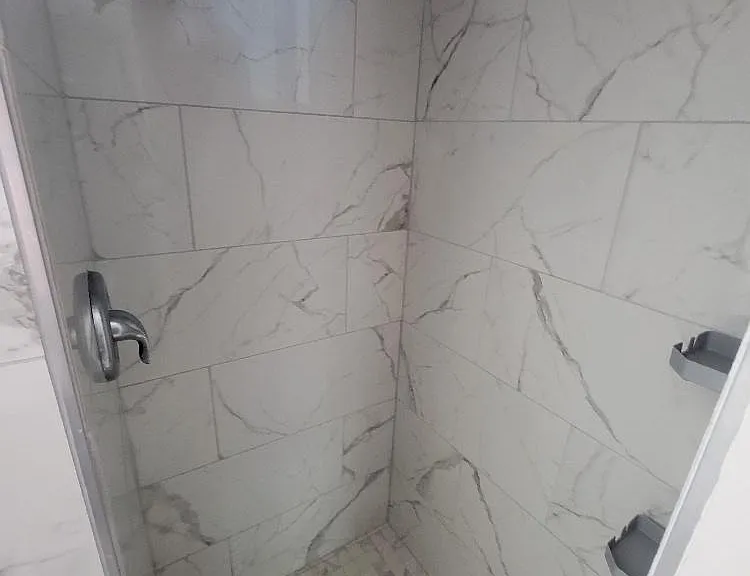 19 W Grady St #7 — Photo 8