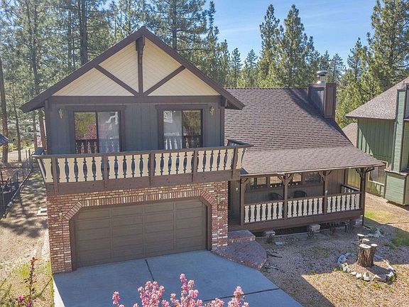 3rd image of 260 Teakwood Dr