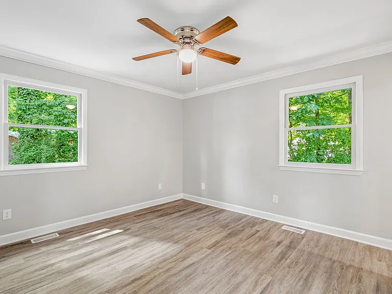 4120 Elmyra Dr — Photo 16