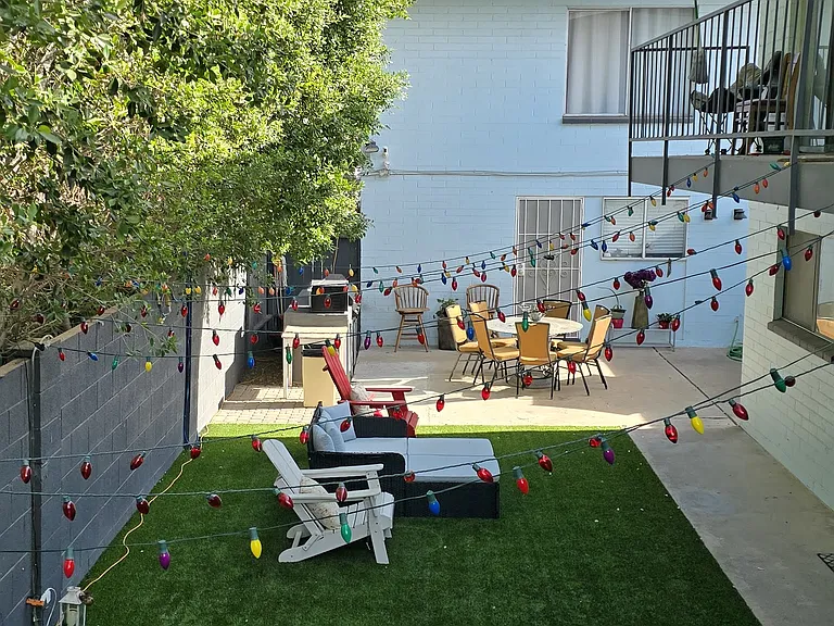 7146 N 57th Ave — Photo 13