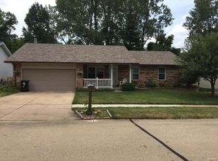 6042 Bayou Bend Ct, Saint Louis, MO 63129