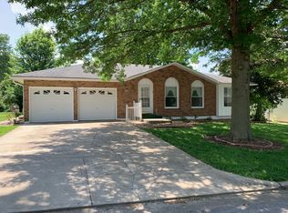 100 Hawthorne Hill Dr, Warrensburg, MO 64093