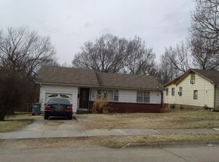 2441 N Johnston Ave, Springfield, MO 65803