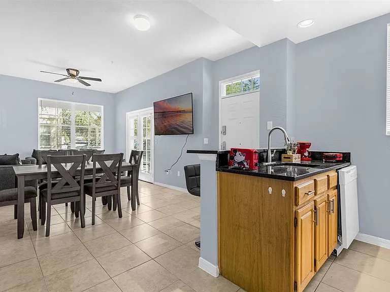 4013 Venetian Bay Dr #107 — Photo 4