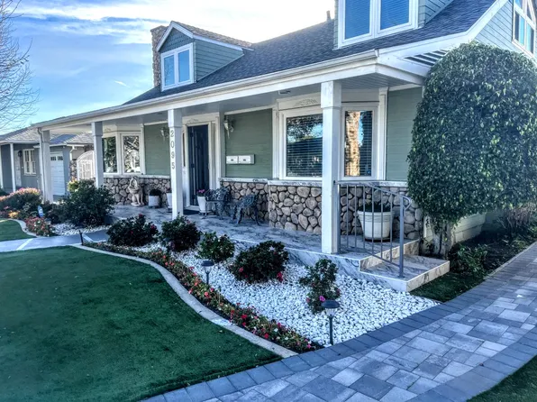 2095 Albury Ave, Long Beach, CA 90815