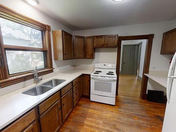 3rd image of 1218 W Huron St APT 1