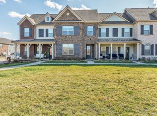 1713 Old Drakes Creek Rd, Hendersonville, TN 37075