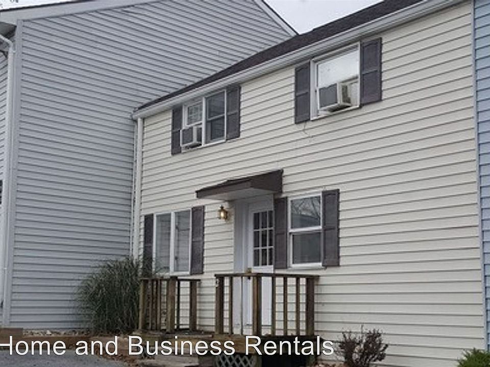 2nd image of 47 Chardonnay Ave APT 8