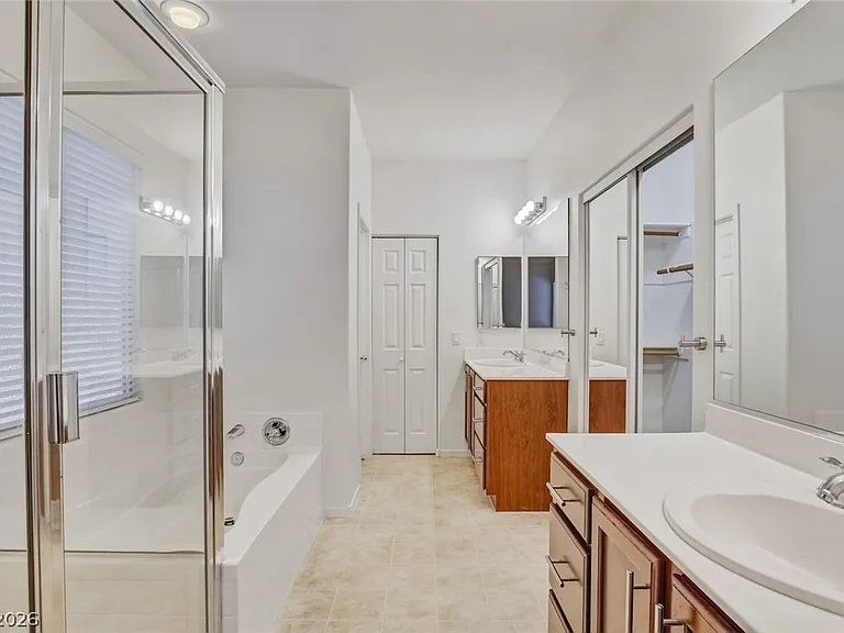 8117 Slate Falls St — Photo 46