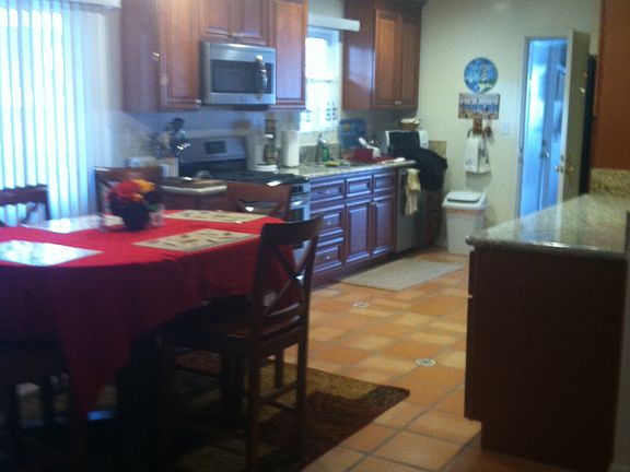 Kitchen & dinning room