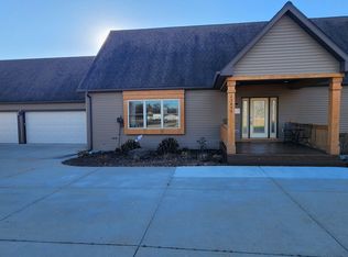 23855 Burlington Rd, Kansasville, WI 53139
