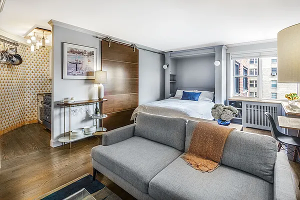 Sold by Douglas Elliman | media 20