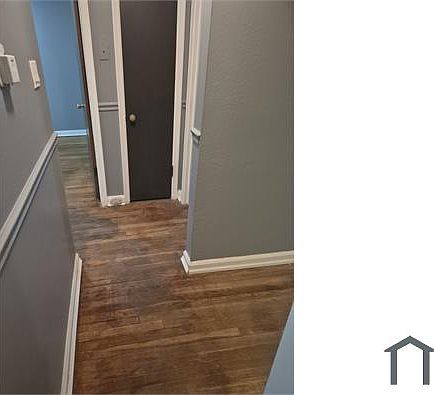 2nd image of 1539 Comet Dr