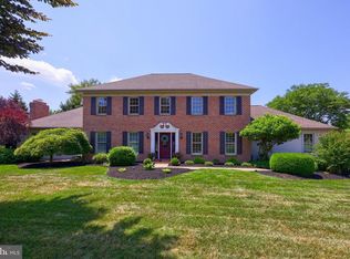 1385 Briargate Dr, York, PA