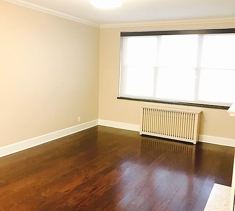 4th image of 1108 Kanawha Blvd E APT 103